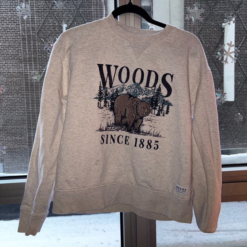 Light Gray Woods Graphic Crewneck Sweater